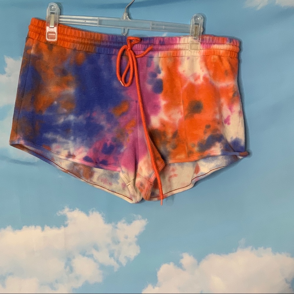 Wild Fable- Tie Dyed Tie Front Shorts size Medium